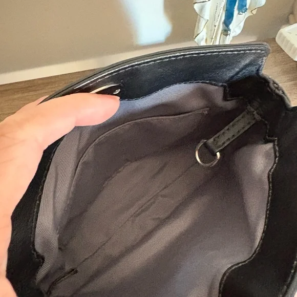 Vintage Y2K mini black Coach with Turlock hardware - Picture 4 of 7